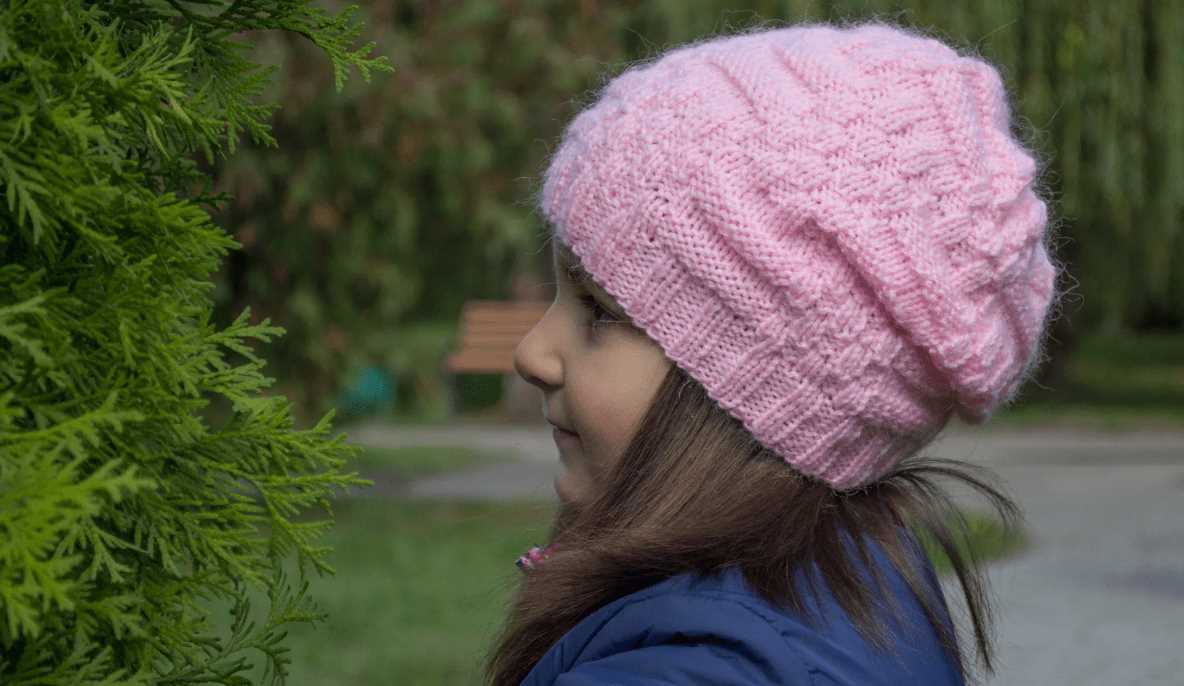 Ponytail beanie knitting pattern