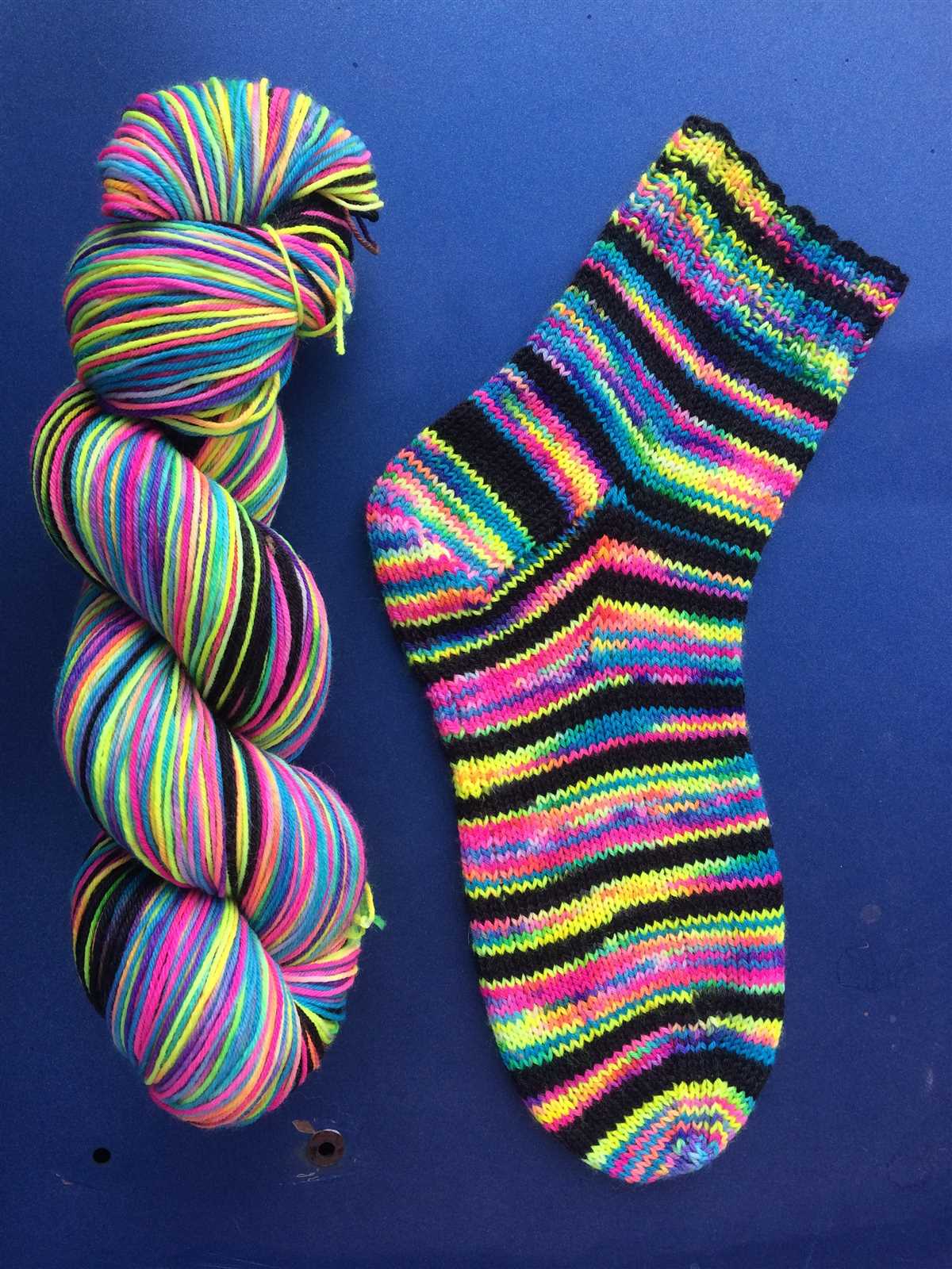 Men's knit sock pattern worsted weight yarn